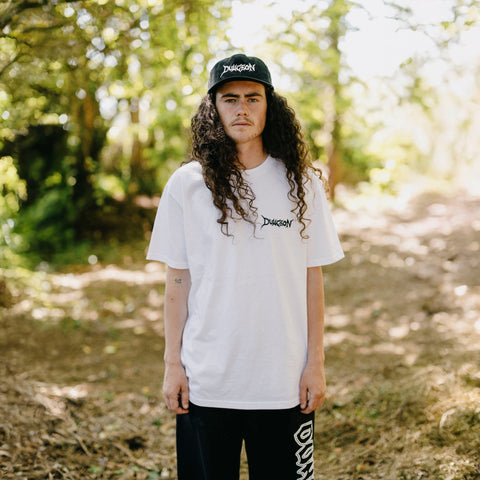 'PORTCULLIS' DUNGEON LOGO T-SHIRT - White