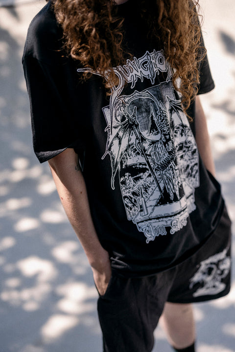 'GRAVE RETREAT' - SHORT SLEEVE T-SHIRT